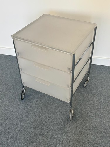Kartell mobil contenitori - kartell,