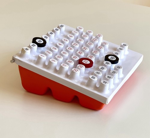 Ring date desk calendar - desk, 1970